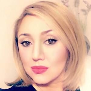 Meet your Posher, Atousa